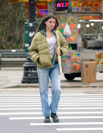 Celebrities-en-un-clic-02022023-Suri-Cruise