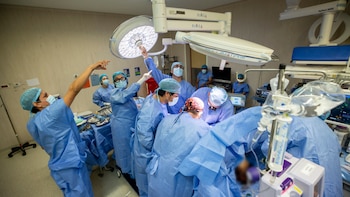 Paciente con discapacidad visual supera compleja operación para retirar tumor gigante en EsSalud Iquitos. (Foto: Agencia Andina)