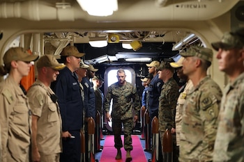 El jefe del Comando Sur de Estados Unidos supervisó en Venezuela las operaciones de asistencia humanitaria tras los terremotos (SOUTCOM vía X)