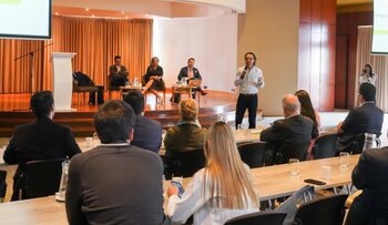 Federico Gutiérrez durante una intervención pública en medio de su campaña a la Alcaldía de Medellín