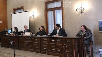 El bebé arrojado a un