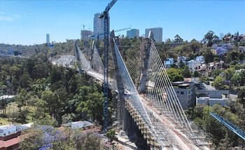 El Puente Atilantado del Tren
