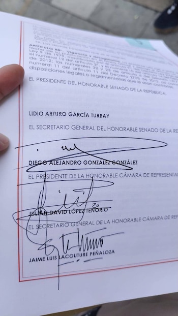 El proyecto legislativo continúa en proceso de formalización mientras se surten los trámites administrativos correspondientes. - crédito @petrogustavo/X
