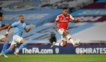 Pierre-Emerick Aubameyang en acción en