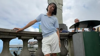 Valentino ofreció disculpas a su