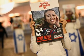 Manifestantes asisten a una concentración