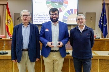 Imagen QMJVSS3CWNHUZM4NLCSUJVDX7U