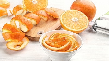 De la cocina a la limpieza: 4 formas prácticas y sencillas de aprovechar las cáscaras de naranja