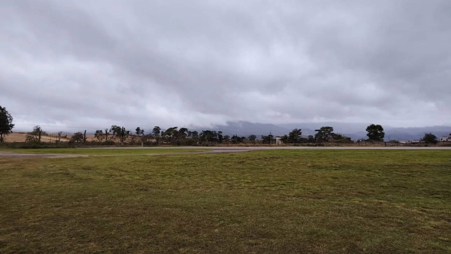 La modernización de los aeródromos en Guatemala impulsa la conectividad aérea y fortalece la infraestructura nacional. (fotografía: Dirección General de Aeronáutica Civil de Guatemala)