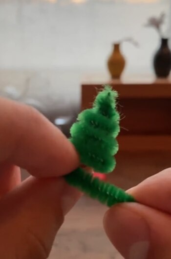 Hay que enrollar el limpiapipas