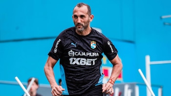 Hernán Barcos quedó impresionado con Sporting Cristal y ya quiere renovar: “Estos 6 meses son su prueba para quedarse”