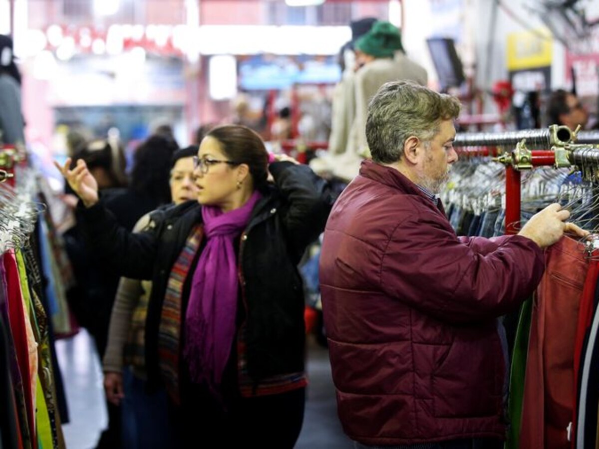 Por qué la Argentina tiene la ropa más cara de la región y cuáles son las prendas que más cuesta comprar - Infobae