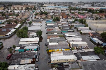 Comunidades en California, Florida y