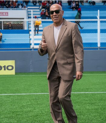 Roberto Mosquera puso su mirada