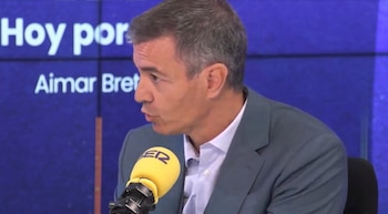 31/08/2026 El presidente del Gobierno, Pedro Sánchez, durante una entrevista en la cadena SER.
El presidente del Gobierno, Pedro Sánchez, ha subrayado que no hay "ninguna información" que apunte a Marruecos en el origen de la crisis derivada por la entrada masiva de 80.000 migrantes en Ceuta a finales de julio.
EUROPA ESPAÑA POLÍTICA
CADENA SER