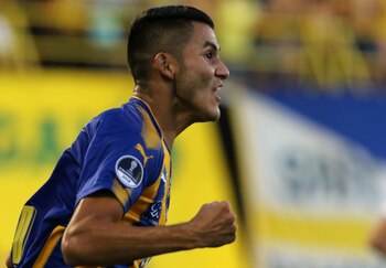 El volante paraguayo Blas Armoa se convirtió este lunes en el nuevo fichaje del Juárez FC, con el que jugará el resto del torneo Apertura 2020 EFE/Andrés Cristaldo/Archivo
