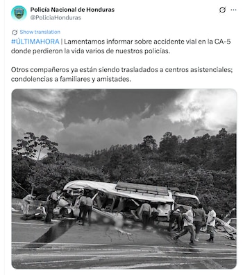 El autobús policial quedó severamente destruido tras el impacto registrado en la CA-5. (FOTO: X)