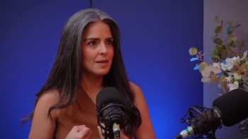 Claudia Palacios reveló que su mamá fue violentada en su casa y, aún “golpeada”, decidió escapar: “Había un papá maltratador”