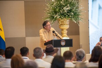 Gustavo Petro en el acto