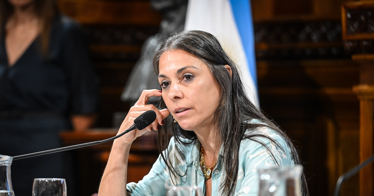 LUCILA CREXELL A CANADÁ: ¿COMPENSAÇÃO POR LA LEY BASES?
