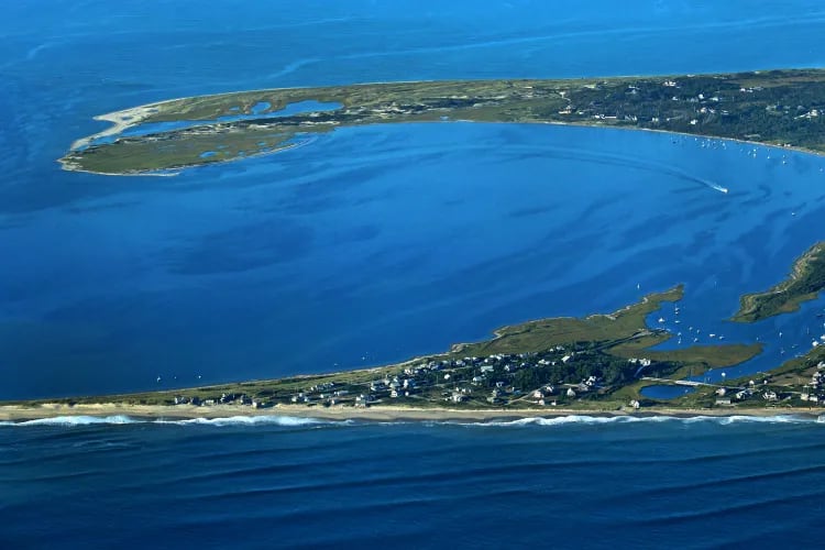 El dispositivo de búsqueda en el Atlántico norte incluye recursos aéreos, marítimos y terrestres bajo la vigilancia de las agencias de Estados Unidos (Captura de video)