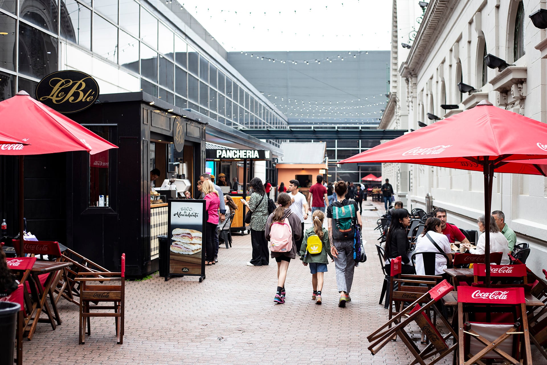 En esta edición, la Feria se extiende hasta el lunes 11 de mayo (Seba Motta - Fundación El Libro)