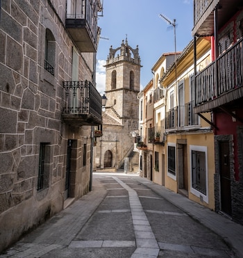 Baños de Montemayor, en Cáceres