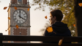 ¿Por qué sentimos que el tiempo vuela? Siete recomendaciones para vivir con mayor presencia