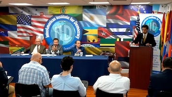 LA CRISIS DE BOLIVIA