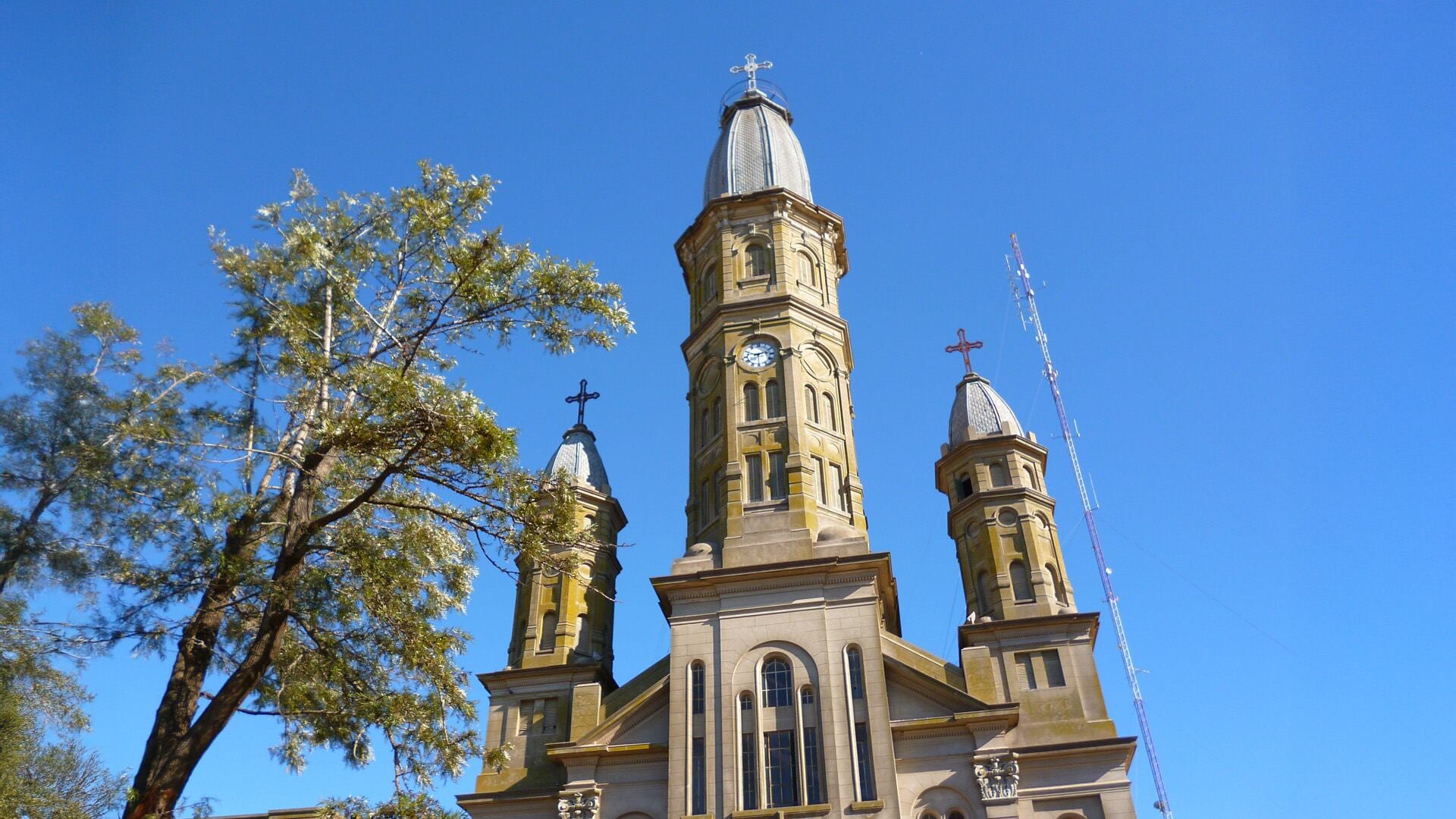 El clima de Ayacucho suele mantenerse templado y dividirse en temporada seca y de lluvias. (Wikimedia)