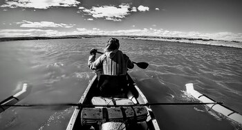 En aguas del Lago Argentino,