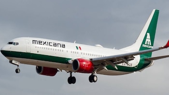 La aerolínea del Estado Mexicana de Aviación necesitará de recursos públicos para seguir operando.
Crédito: X / @azucenau