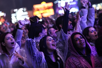 La organización de Rock in Rio advirtió sobre los riesgos de intentar acceder al festival por rutas no autorizadas.(Brasil). EFE/ André Coelho