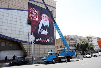 O Irã iniciou o maior funeral de sua história para se despedir de Ali Khamenei