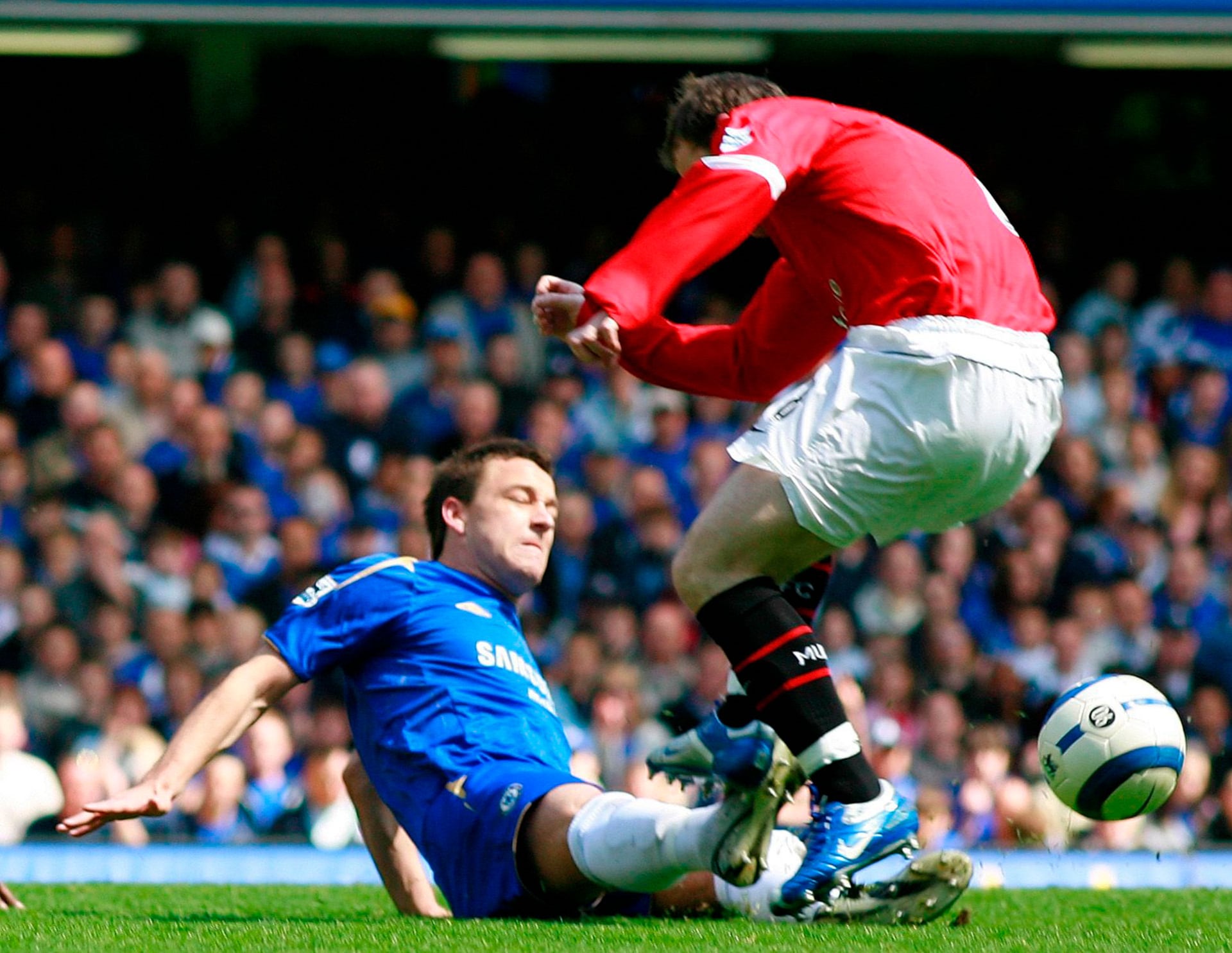 La historia de Terry reabre el debate en el fútbol sobre el equilibrio entre ambición profesional y la preservación de la salud de los jugadores (Grosby)