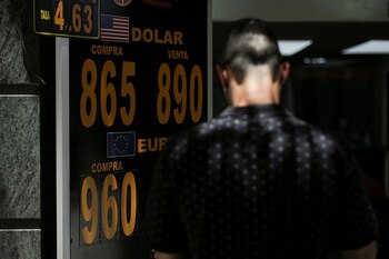 El dólar rompió el techo