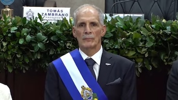 Nasry Asfura asume como nuevo