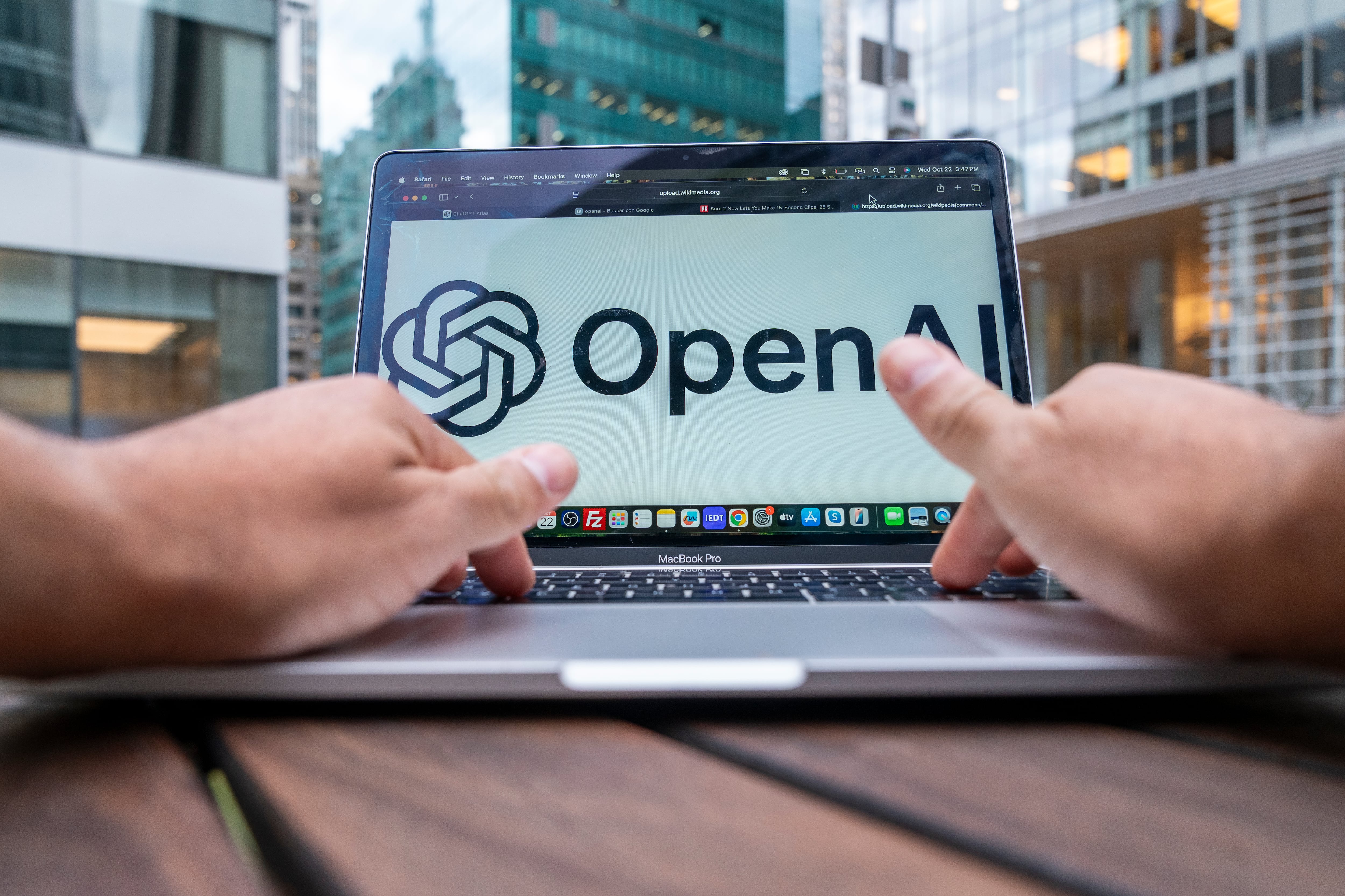 OpenAI sigue investigando el incidente con sus agentes de IA. EFE/ Angel Colmenares