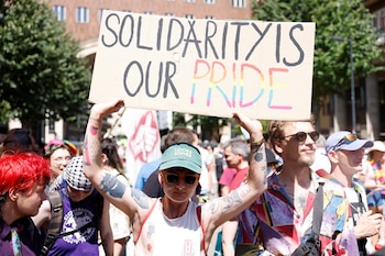 Un cartel que dice 'la