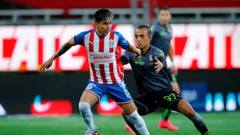 Caso Dieter Villalpando: influencer expone al futbolista pidiendo acceso a grupo privado de apuestas deportivas