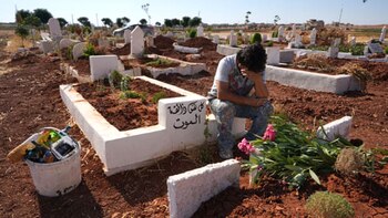 El artista sirio Aziz al-Asmar