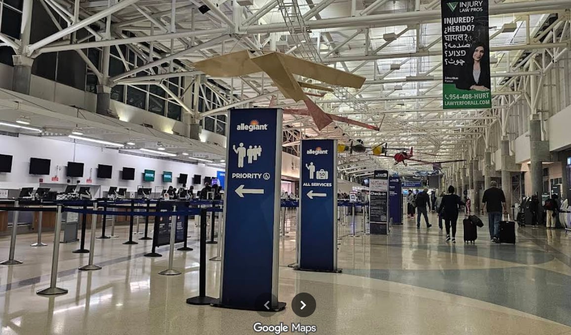 Para tramitar la compensación, los usuarios deben conservar boleto, número de vuelo y cualquier comprobante de atención médica (Captura Google Maps)