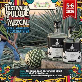 Cartel promocional con dos botellas de mezcal, una piña de agave en un cultivo y texto que anuncia un festival gastronómico en Ciudad de México