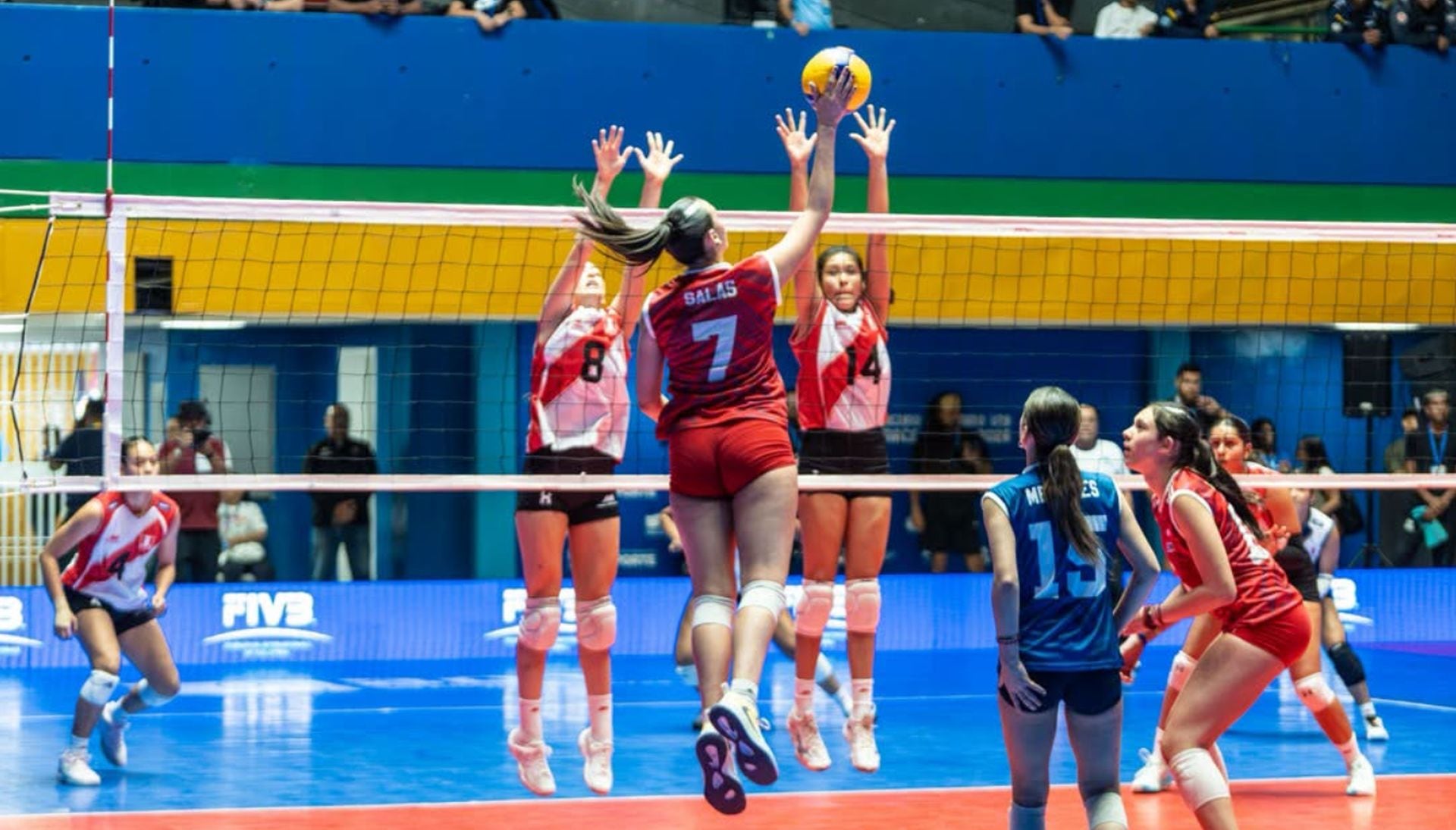 El equipo nacional aseguró su presencia entre las cuatro mejores selecciones del campeonato tras imponerse en sus dos primeros encuentros. Ahora, el desafío ante Uruguay será importante para definir su posición final en el Grupo A (CSV)