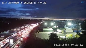 Un accidente en Paterna obliga