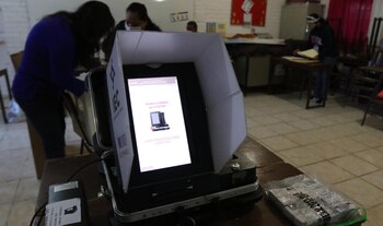 Morena se inconformó por la