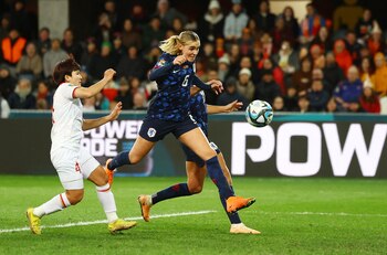 Jill Roord a punto de