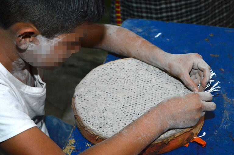 Karin Herrera advirtió que 340 municipios de Guatemala presentan riesgo de trabajo infantil vinculado con la sequía, la pérdida de cosechas y la pobreza rural. (PGN de Guatemala)