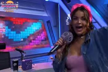 Laura Spoya termina con Sebastián Gálvez y asegura que está feliz: “Han recuperado a su galáctica favorita”. Captura: Youtube La Manada.