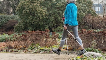 Por qué la actividad moderada o intensa es considerada clave en la prevención de demencia